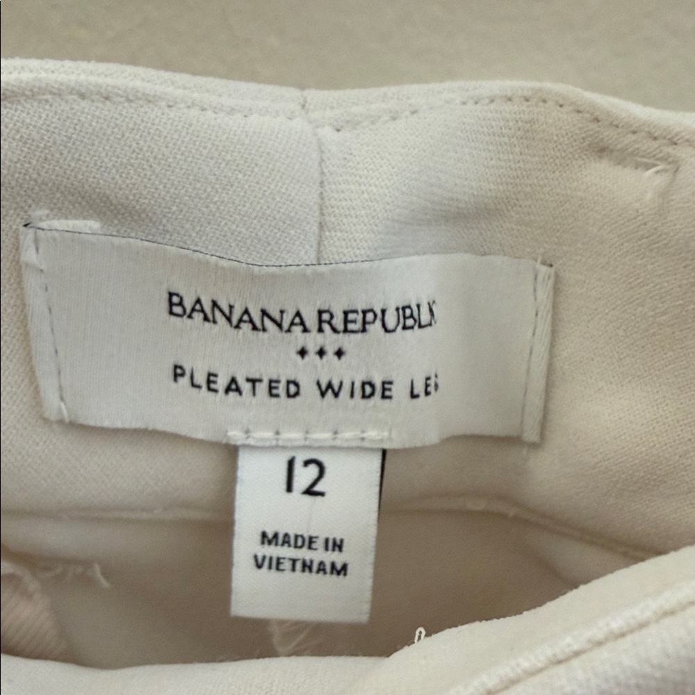 Banana Republic Cream Wide Leg Women's Pants - Picture 2 of 3
